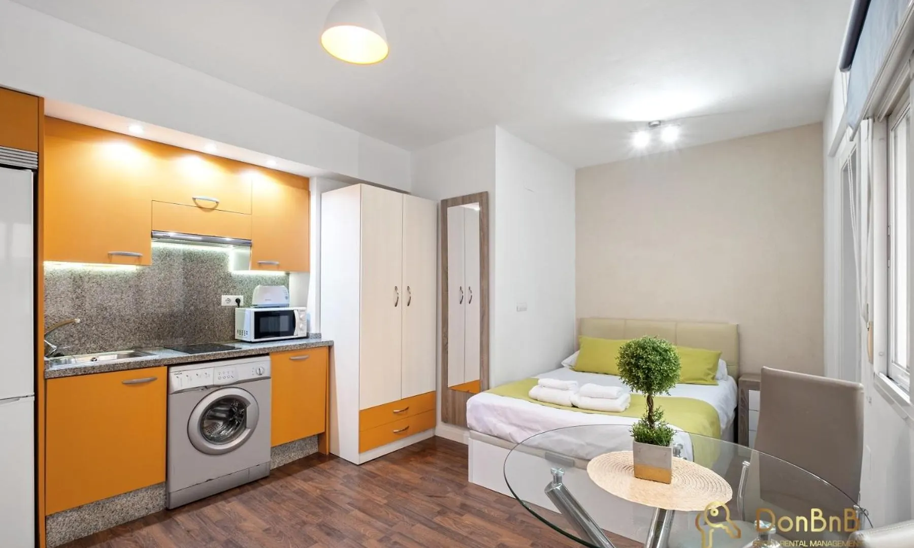 Furnished Studio In 말라가